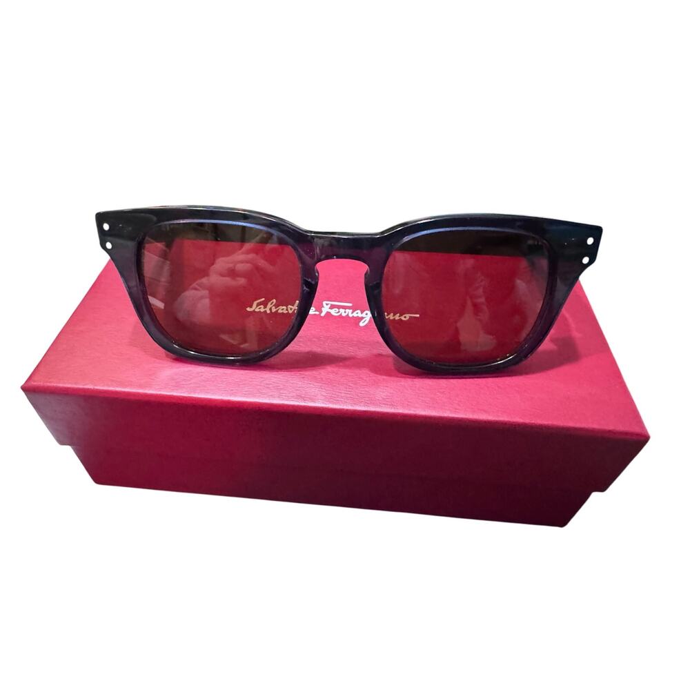 New Auth Salvatore Ferragamo Blue Frame Gancini Sunglasses 49mm